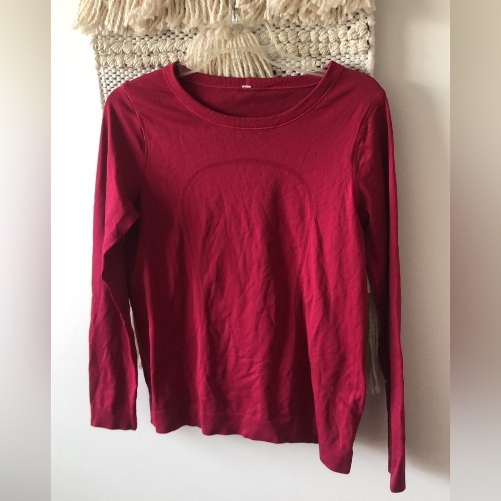 Lululemon Swiftly Tech Long-Sleeve Shirt 2.0 Magenta - Size M - Picture 2 of 4